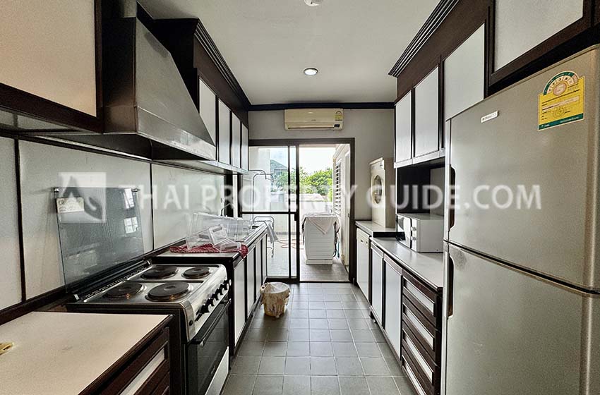 Apartment in Phaholyothin 